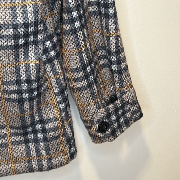 NWT Liverpool Plaid Jacket, size M great for this fall in Gray, Yellow and Black - Picture 7 of 7